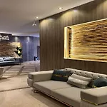 Rotana Palace Suites